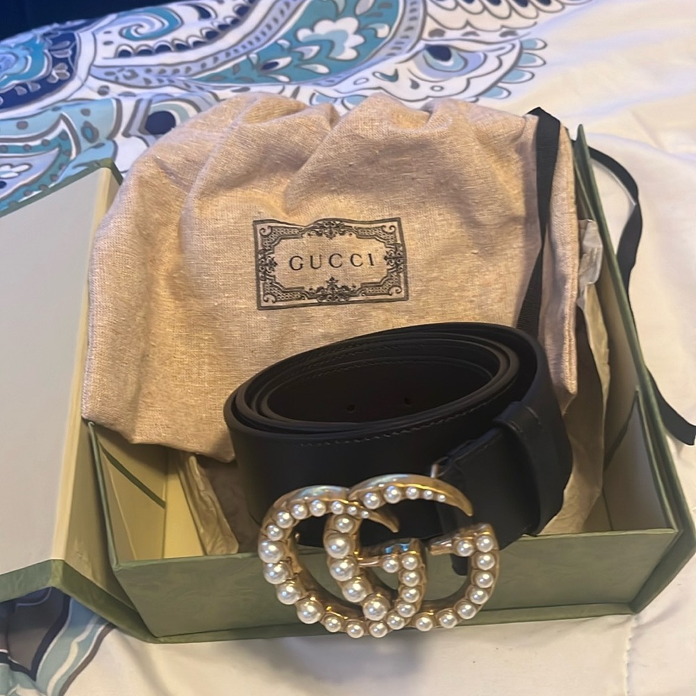 Authentic Gucci Belt with Box Bag and wrapping paper.